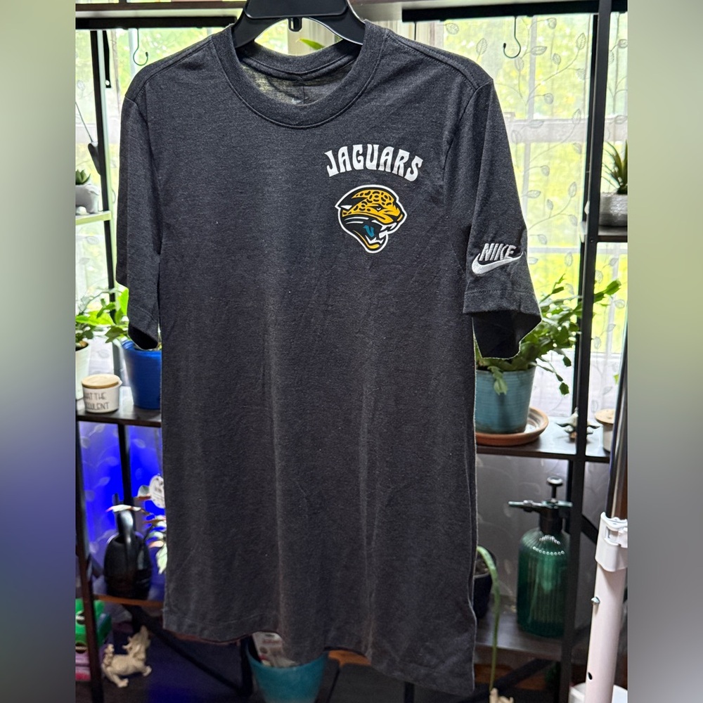Nike Jaguars Grey T-Shirt M